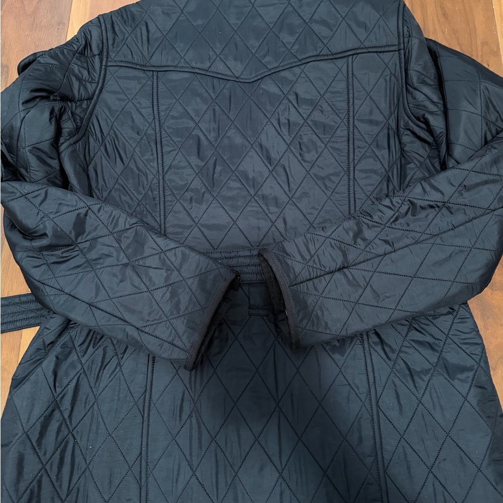 Barbour Women's Black Quilted Utility Jacket - Picture 4 of 4